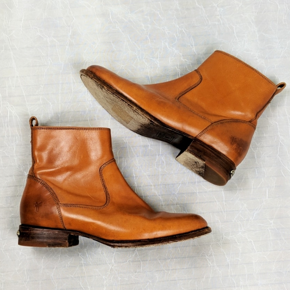 FRYE Danielle Zip Ankle Boot